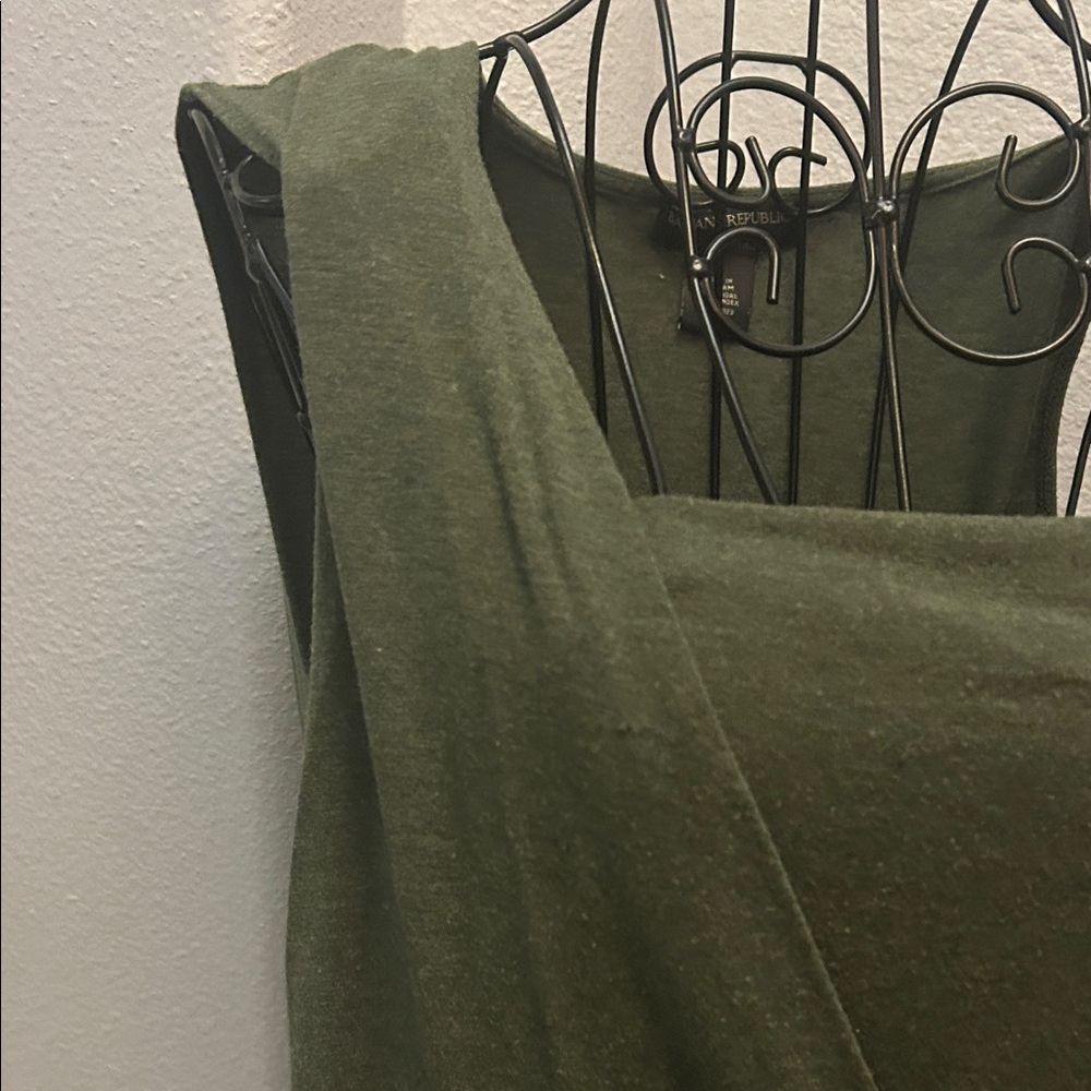 Banana Republic Forest Green Wrap Blouse - Picture 3 of 7